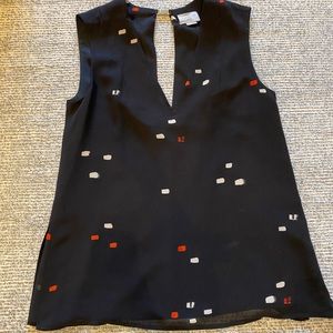Black with details tank top.